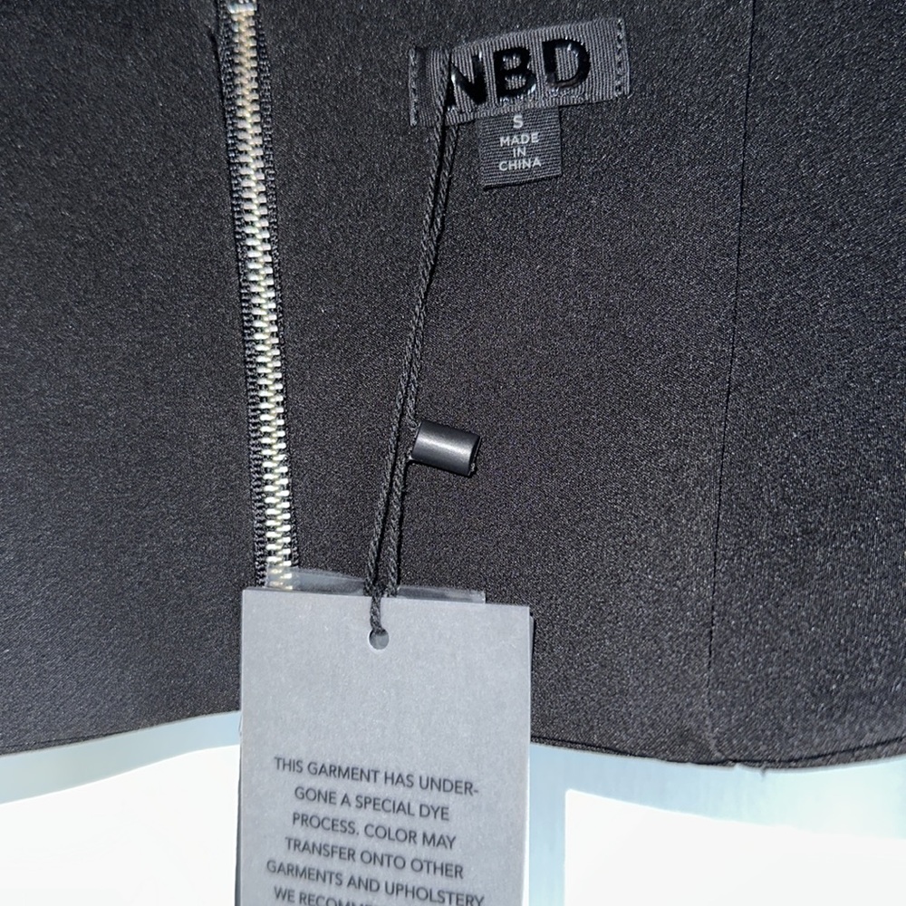 NWT Top! - Picture 4 of 5